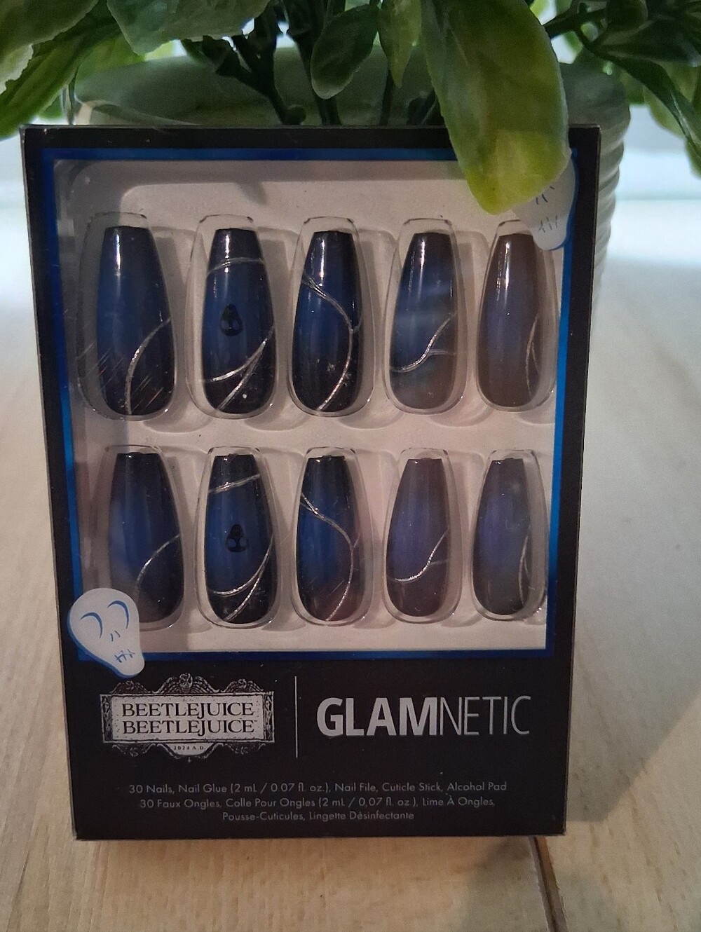 NWT Glamnetuc & Beetlejuice Long Coffin Press On Nail In Ghosr House